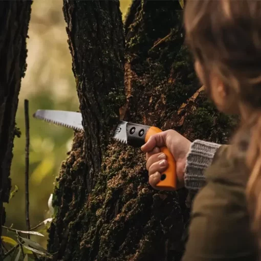 اره FISKARS CURVED HANDLE SW84