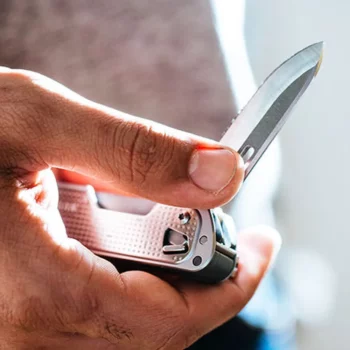 ابزار چند کاره Leatherman Free® T4 - Image 4